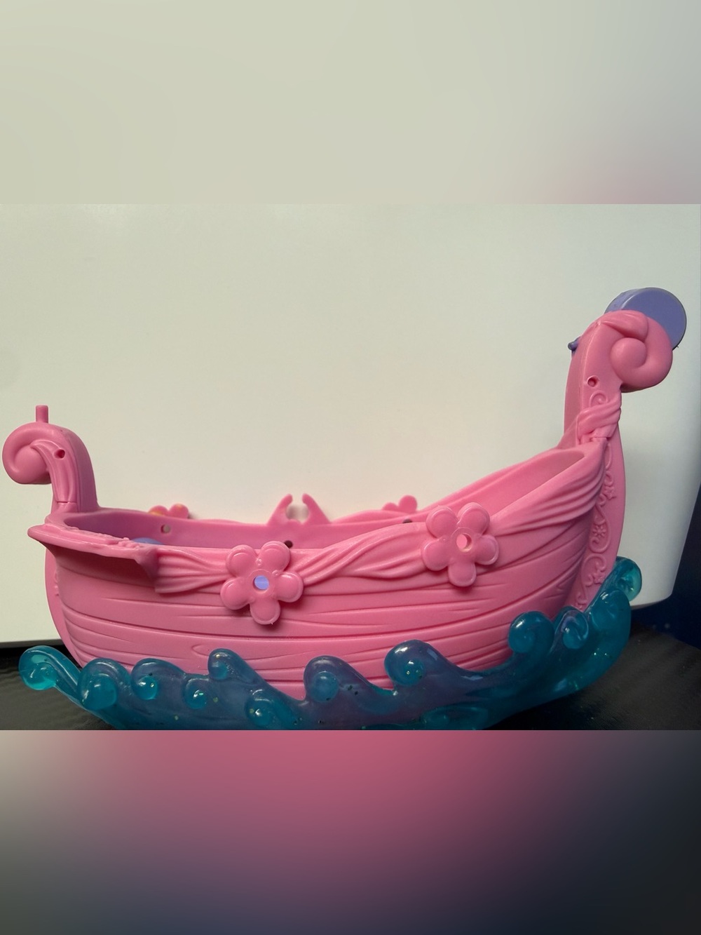 Hasbro Disney Princess Little Kingdom Rapunzels Floating Dreams Boat Pink & Blue